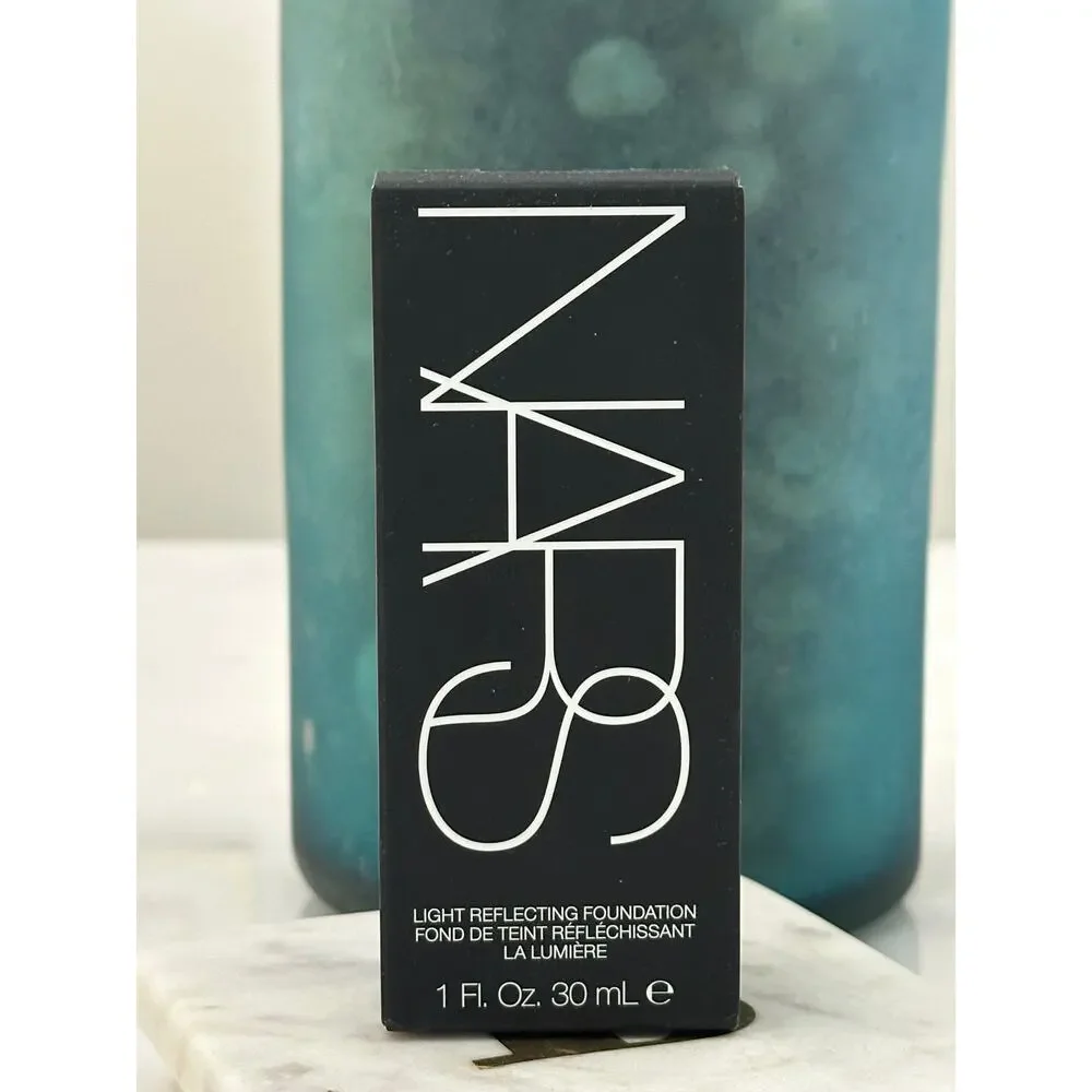NARS Light Reflecting Foundation Moorea Medium Deep 2.3 NIB Full Size Authentic